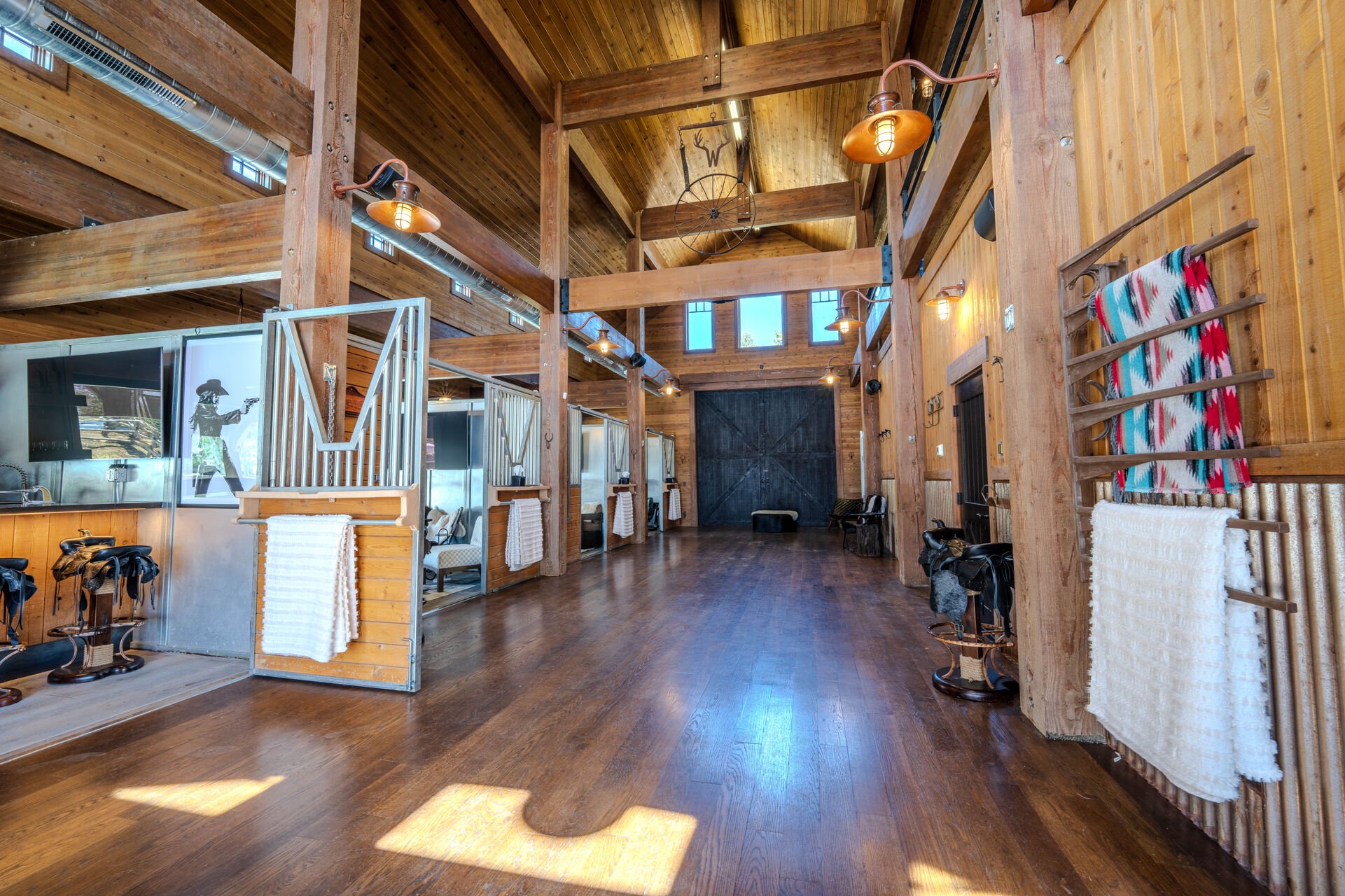Private Barn - Add-on with additional fee Private Barn - Add-on with additional fee