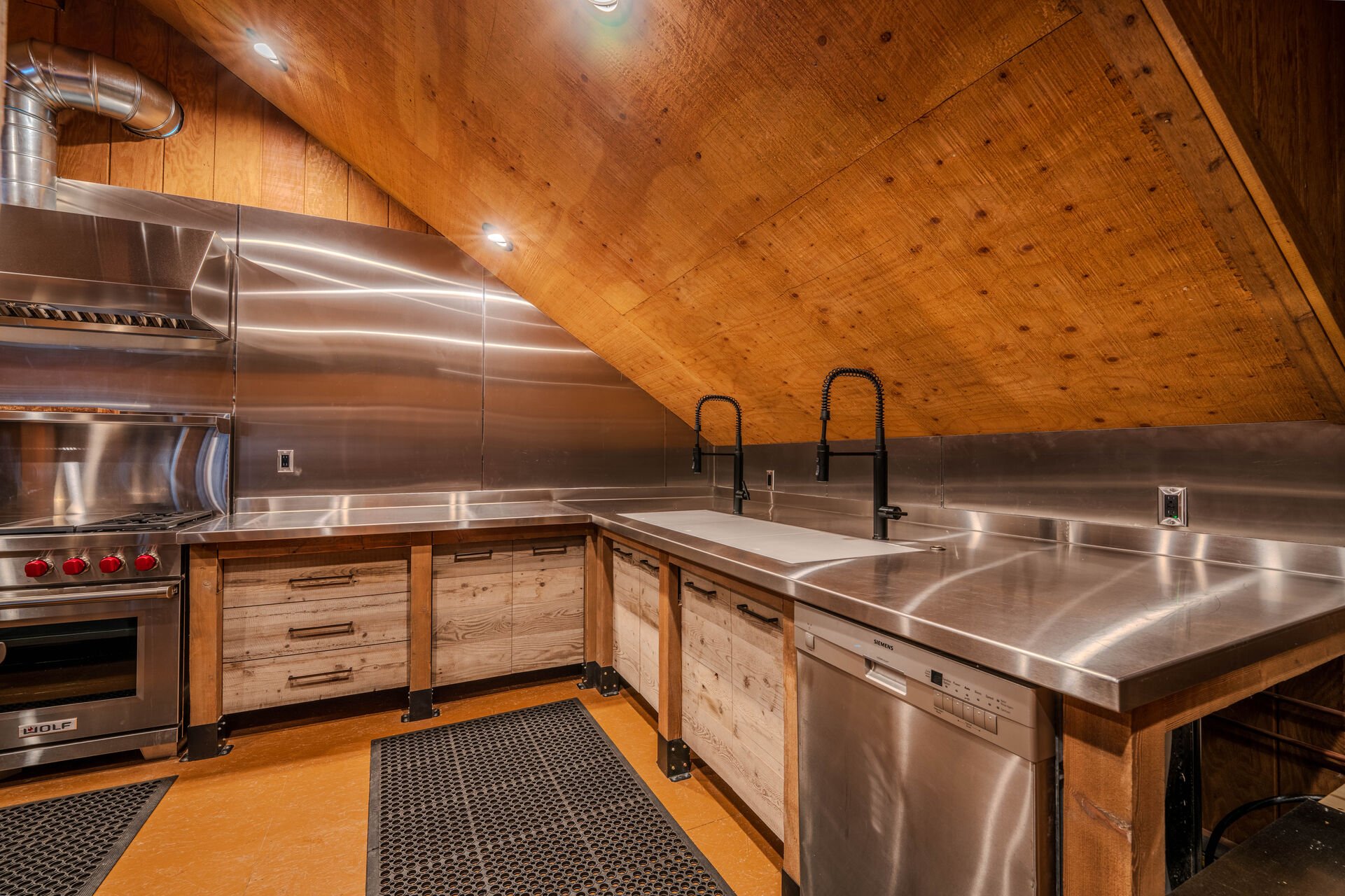 Fully equipped kitchen Fully equipped kitchen