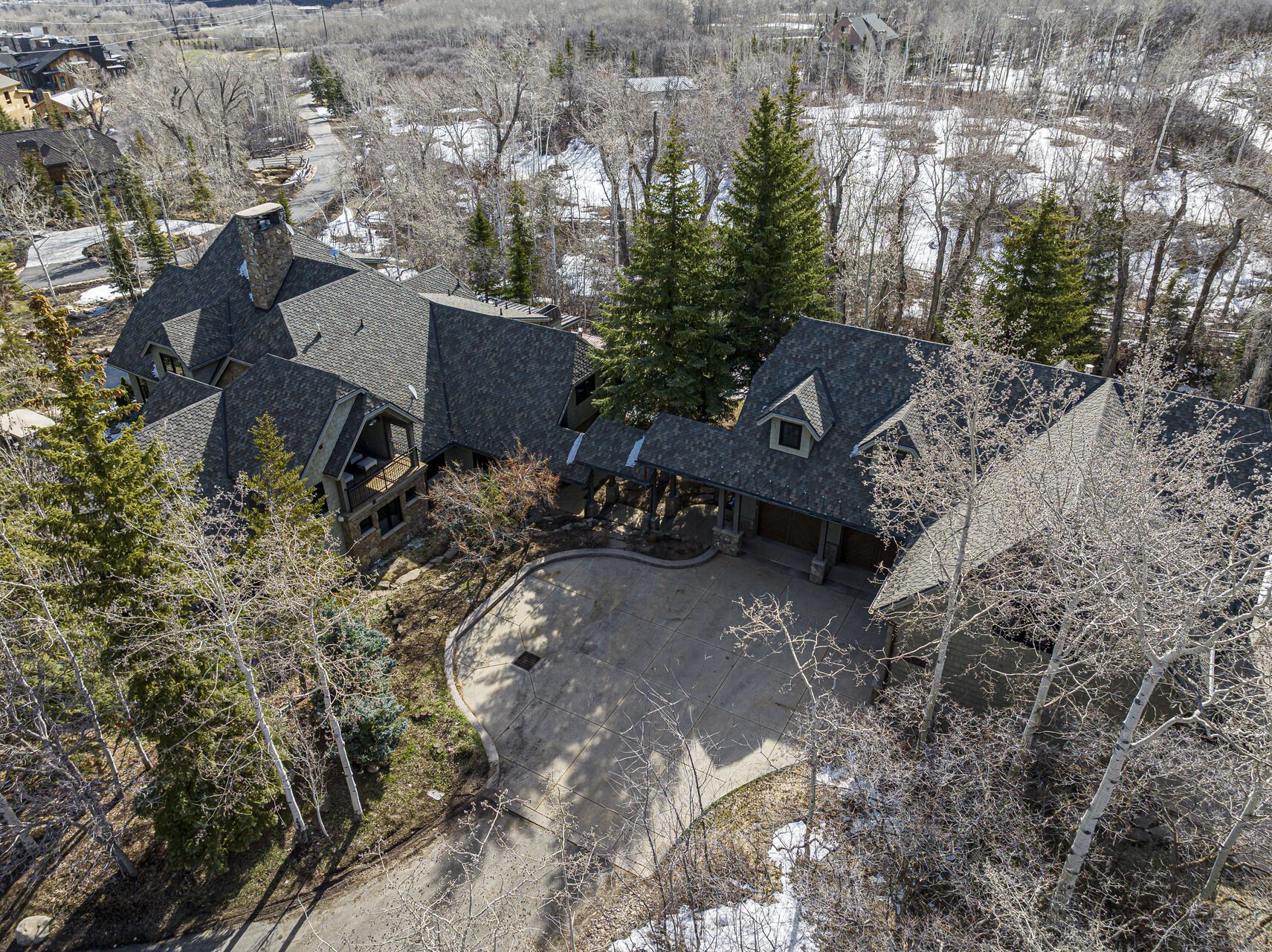 Sun Peak Manor House and Iron Mountain Loft Sun Peak Manor House and Iron Mountain Loft