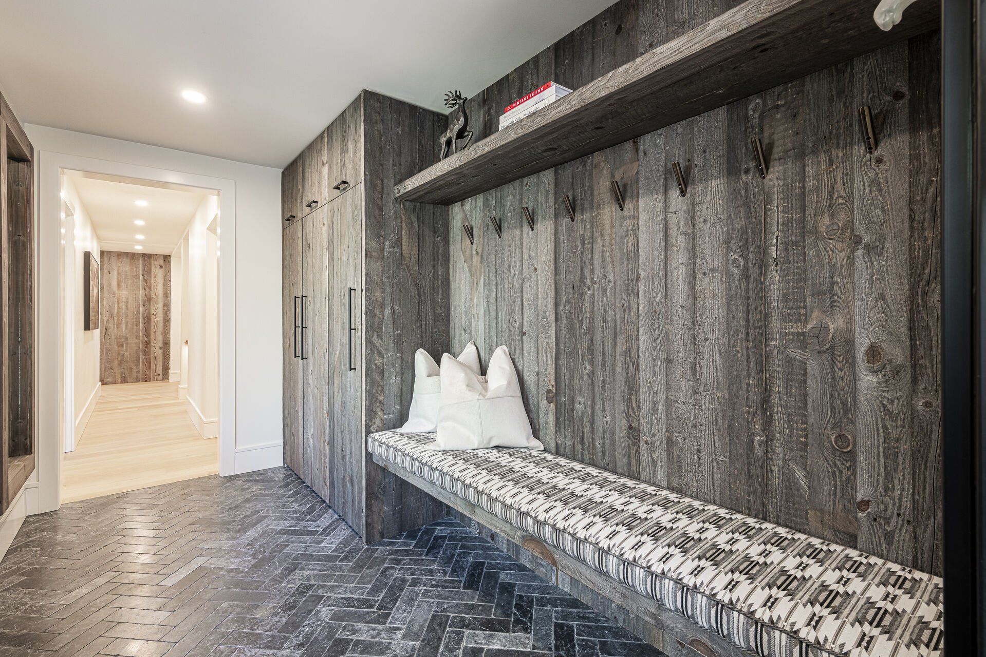 Sun Peak Manor House - Mud room to store your shoes and apparel Sun Peak Manor House - Mud room to store your shoes and apparel