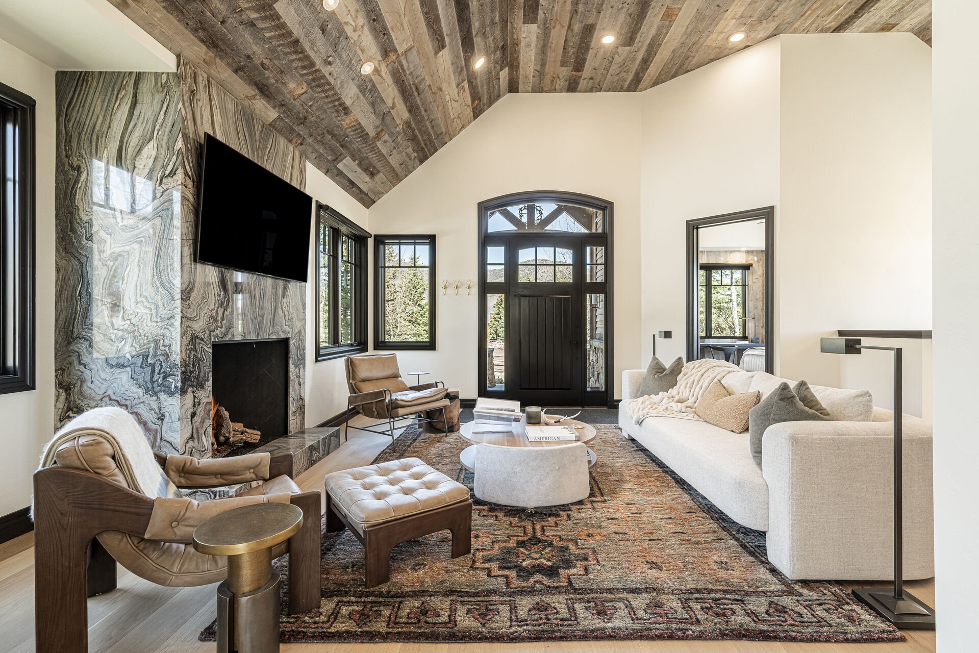 Peak 5 Cabin - 1708 SF, Chef's kitchen, 2 bedrooms, 2 bathrooms, sleeps 4 Peak 5 Cabin - 1708 SF, Chef's kitchen, 2 bedrooms, 2 bathrooms, sleeps 4