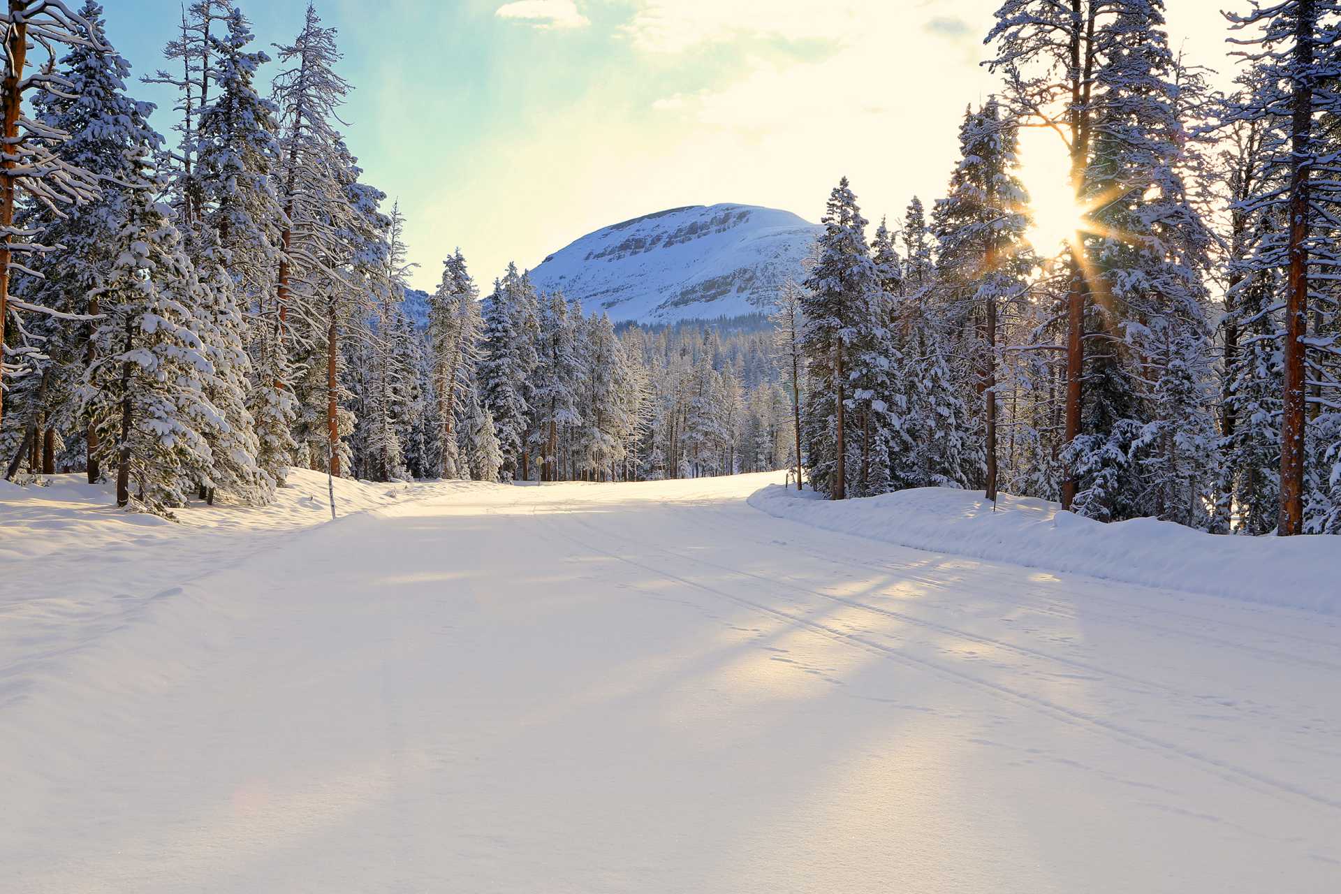Snowy Mountains Surrounding our Vacation Rentals in Park City, Utah.